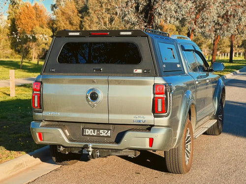 D1 Vision Aluminium Canopy